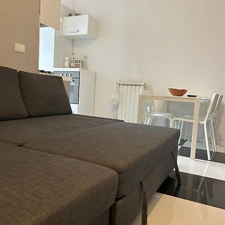 شقة Ampio Bilocale Sui Navigli Milano المظهر الخارجي الصورة